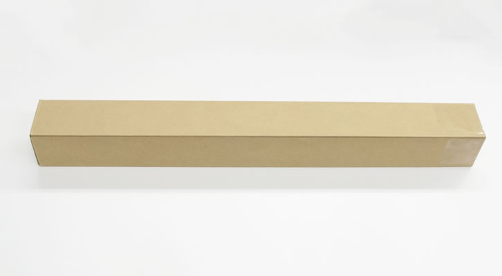 専用段ボールに入れて梱包完了。お客様の元へはこの状態で到着いたします。